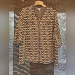 Catherines Black and White Wave Pattern Top